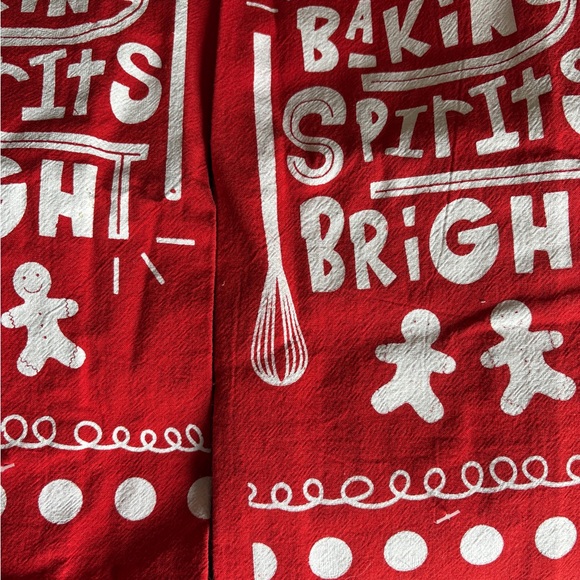 Set of 2 fabric kitchen towels. Brand new- never used. - Picture 3 of 3